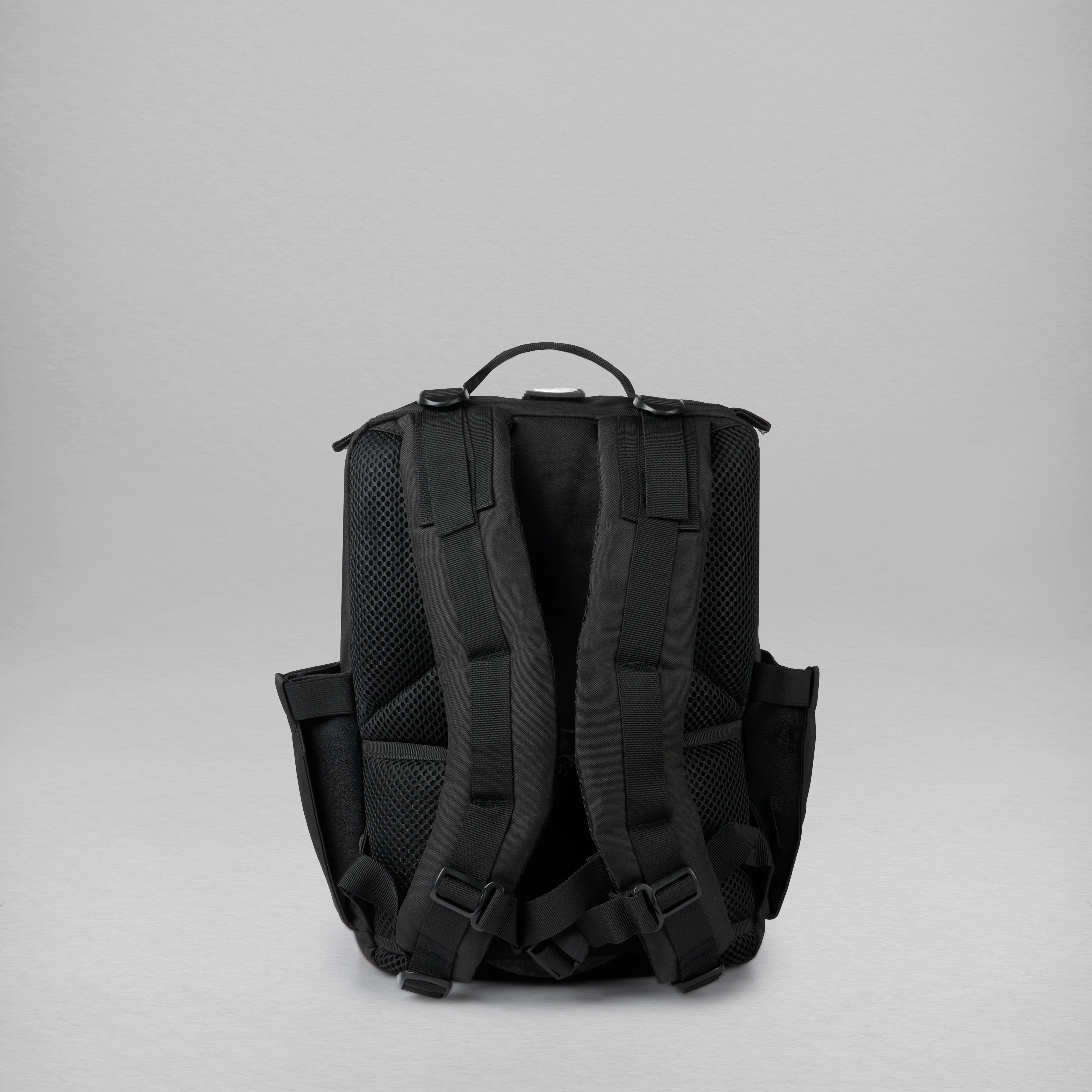 15L Backpack Alpha Black - Image 5