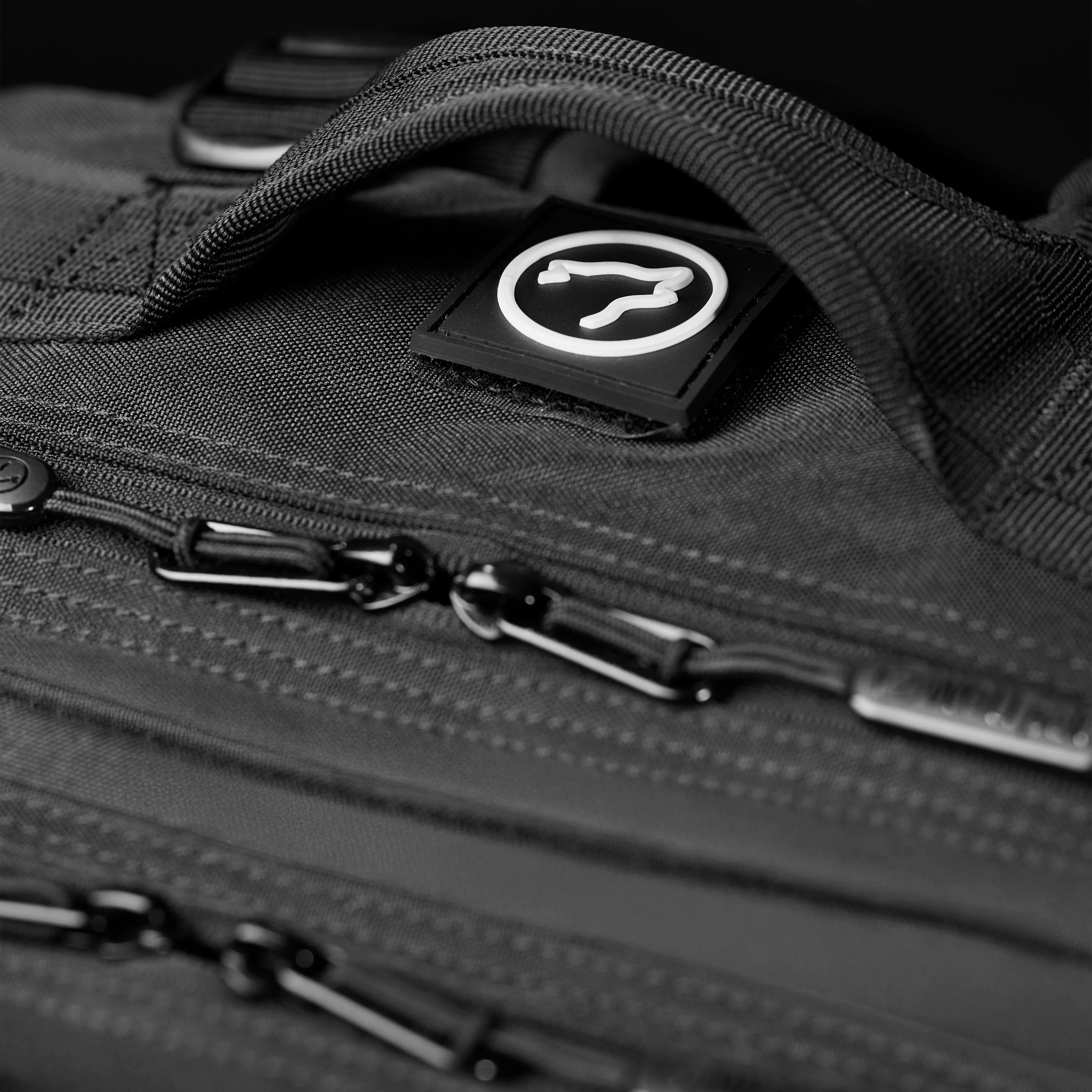 15L Backpack Alpha Black - Image 6