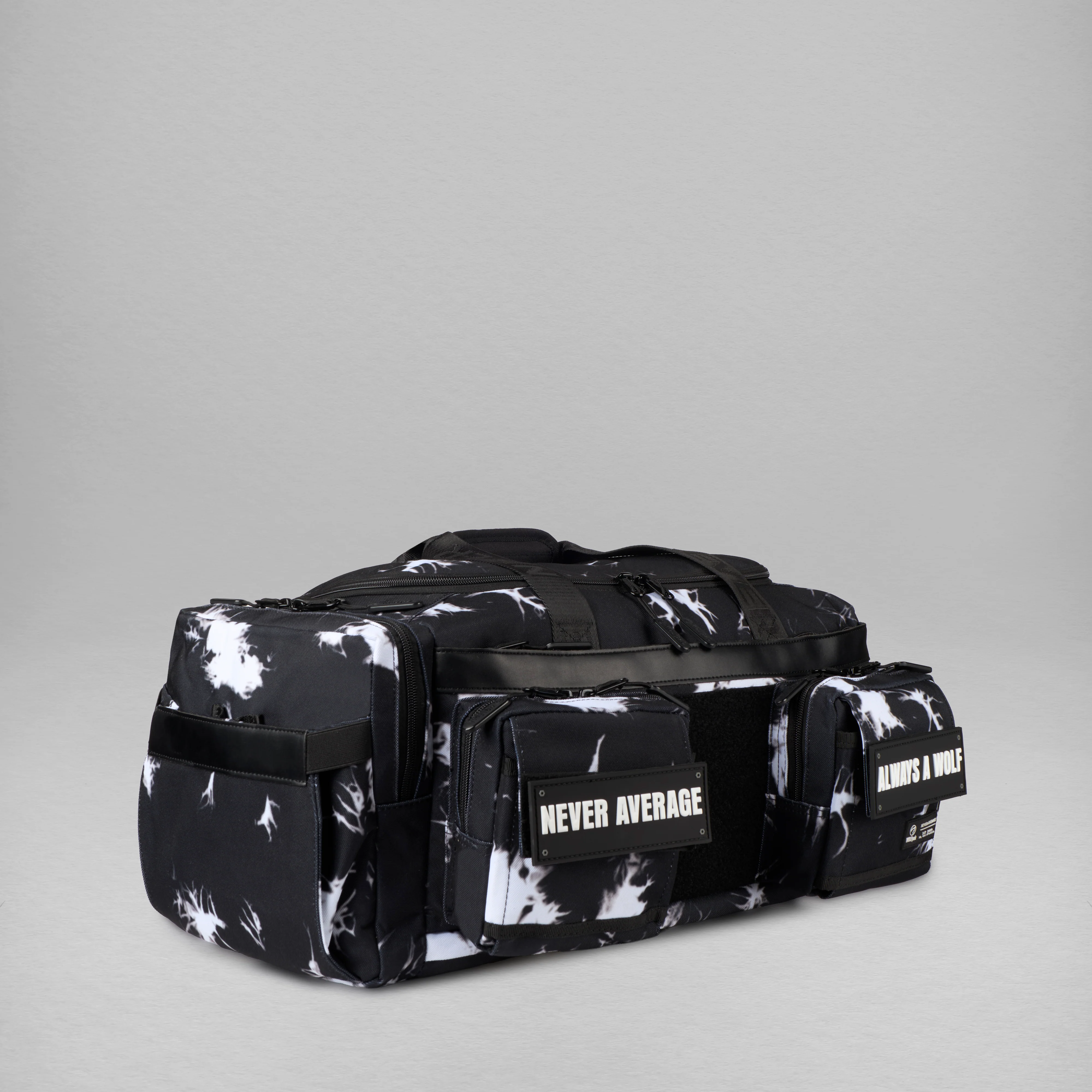 30L Perfect Duffle Bag Black Lightning - Image 4