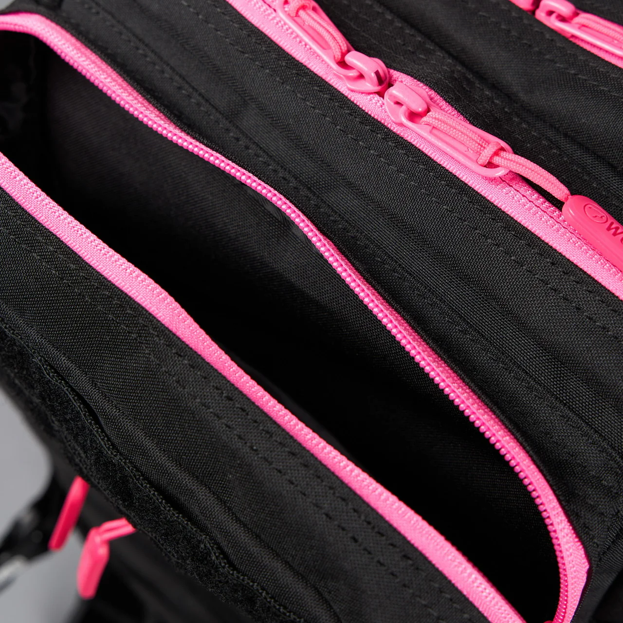 35L Black Neon Pink Meal Prep Management - Image 23
