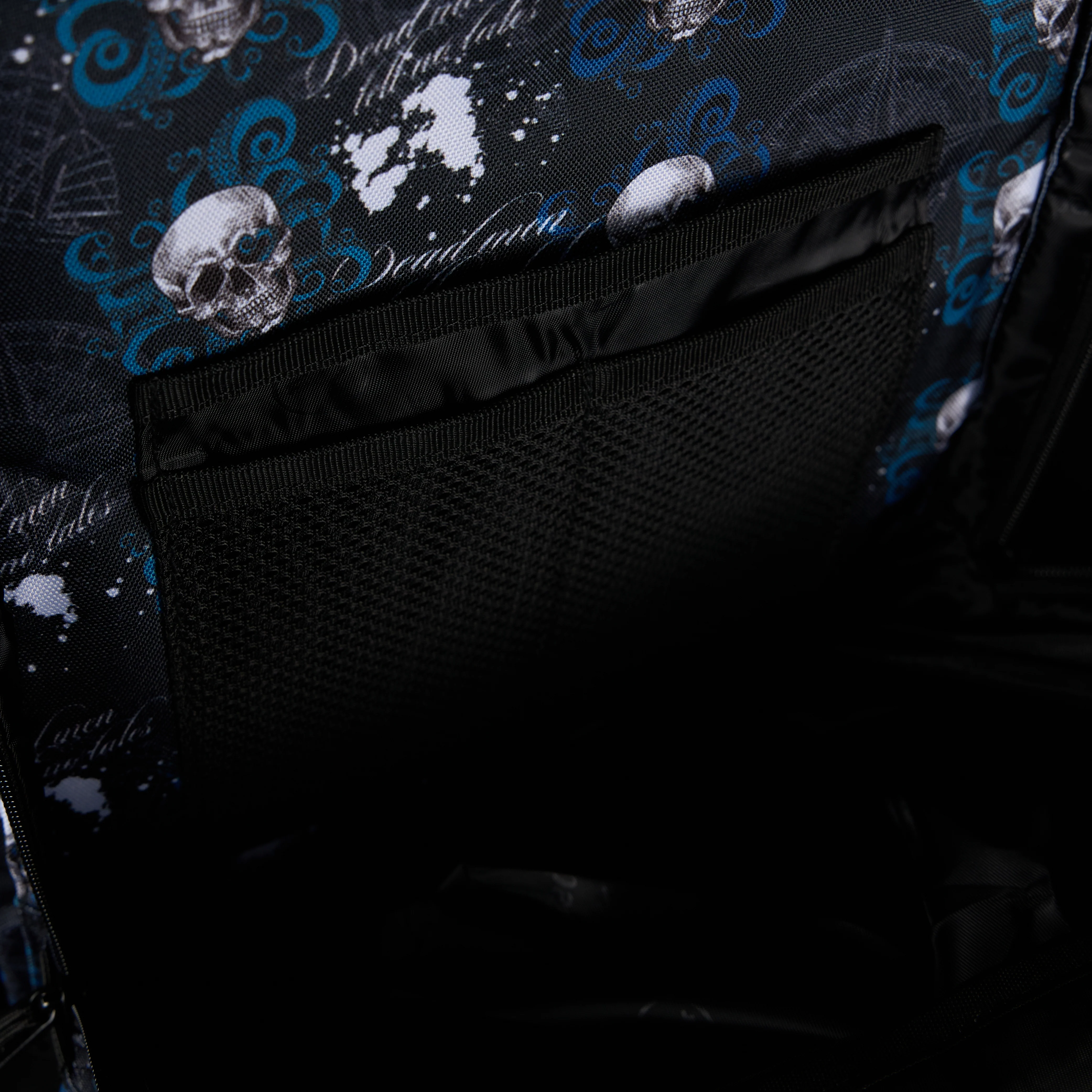 35L Backpack Dead Men Tell No Tales Sale - Image 18