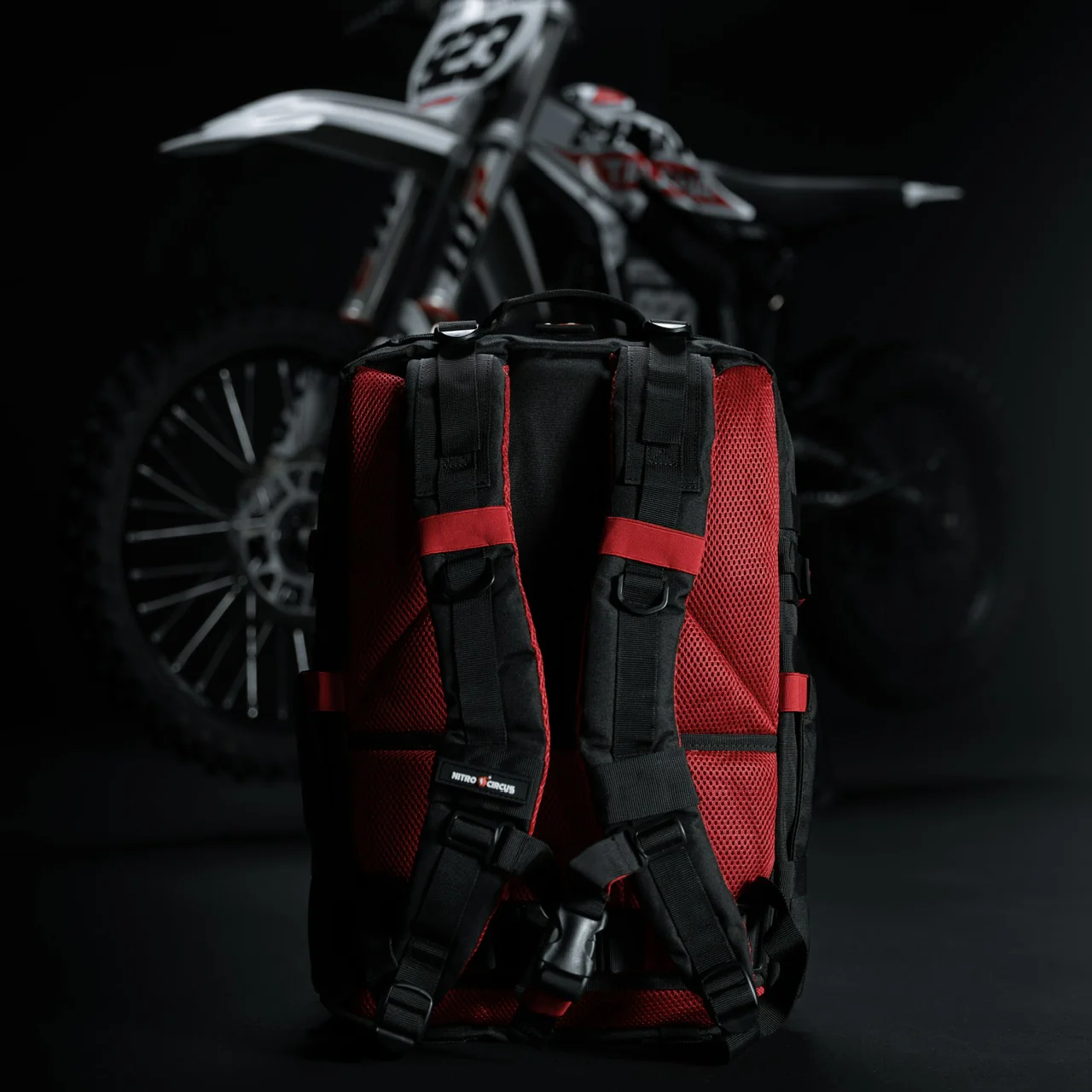 45L Backpack Black Nitro Circus - Image 4