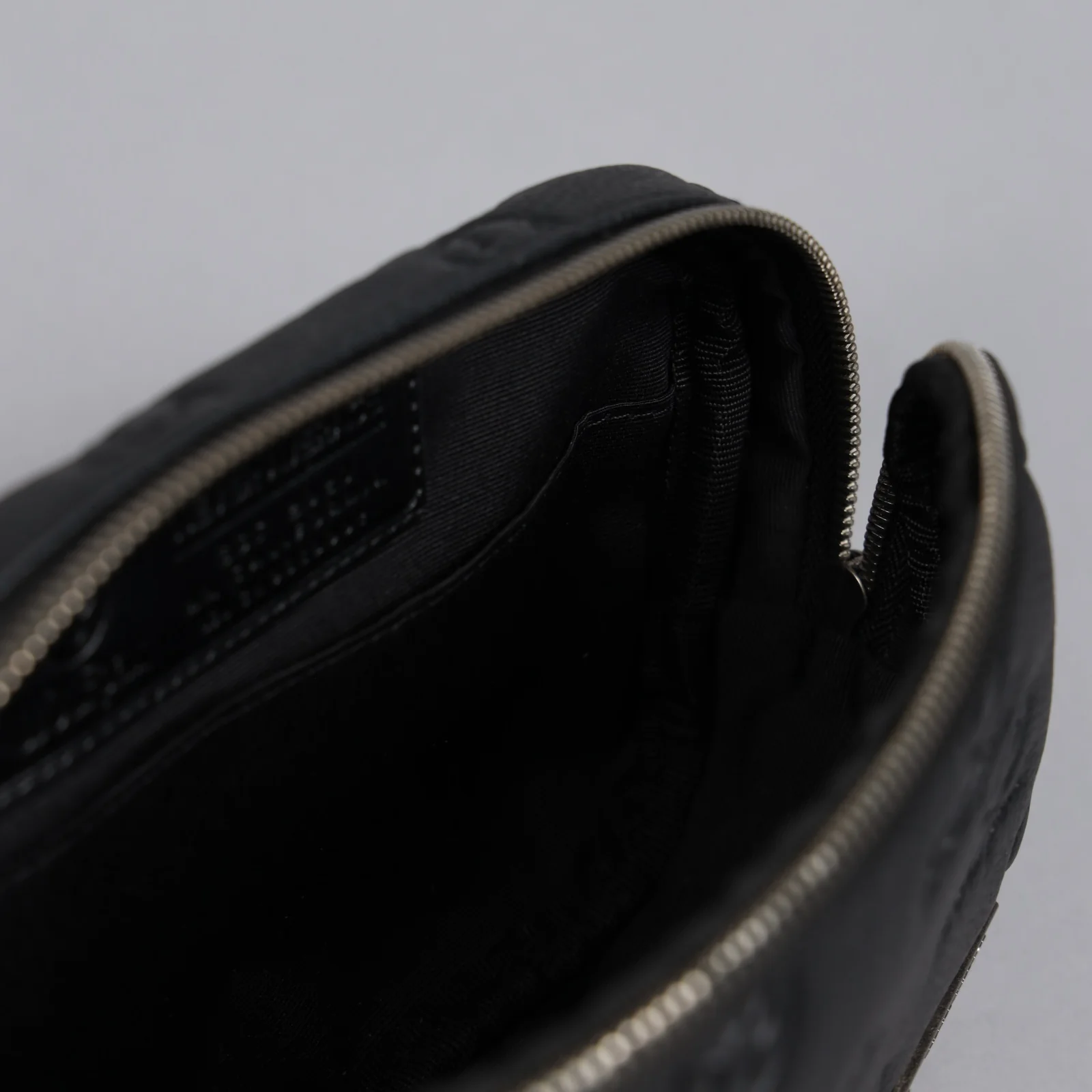Crossbody Pack Black Luxury Leather - Image 11