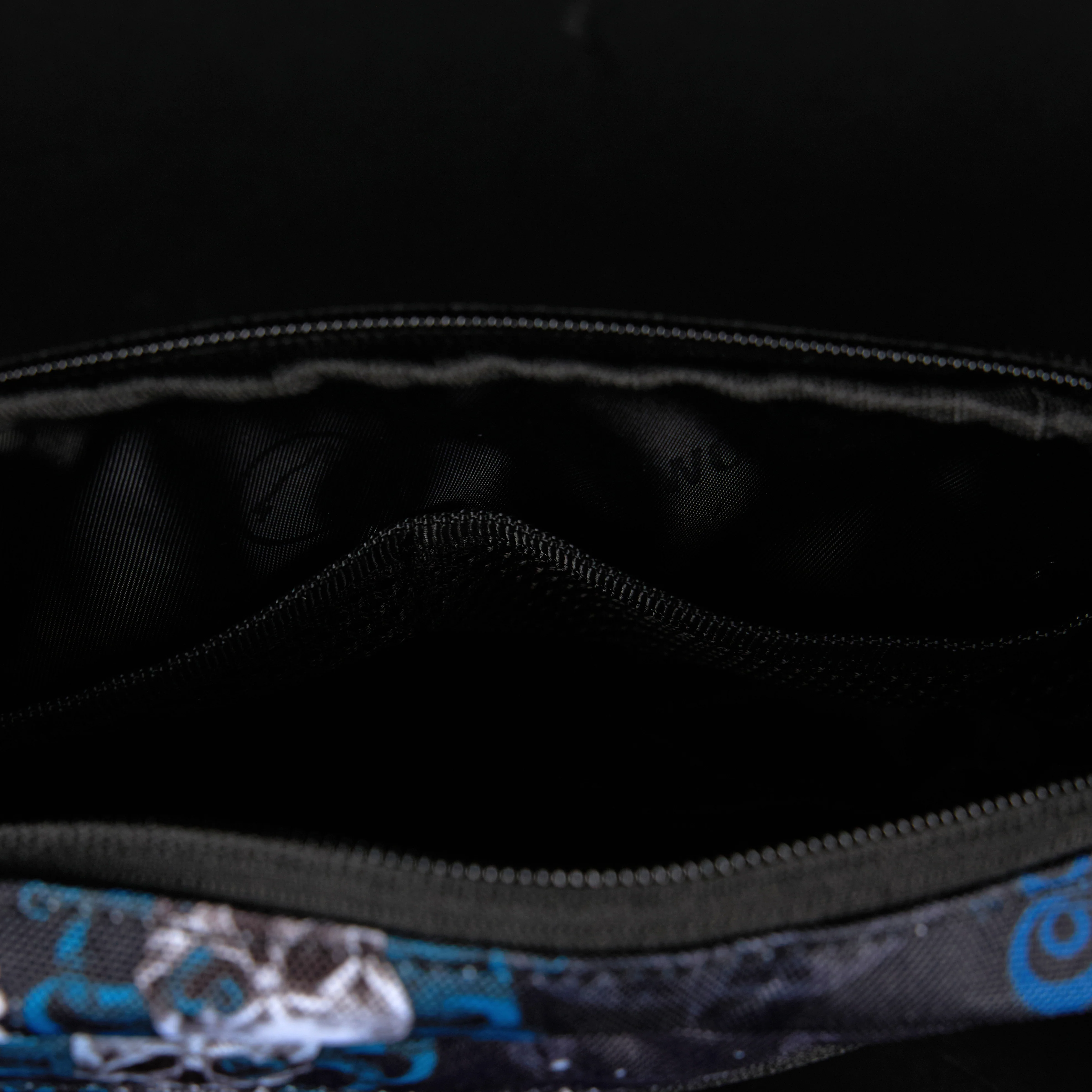 Crossbody Pack Dead Men Tell No Tales Sale - Image 7