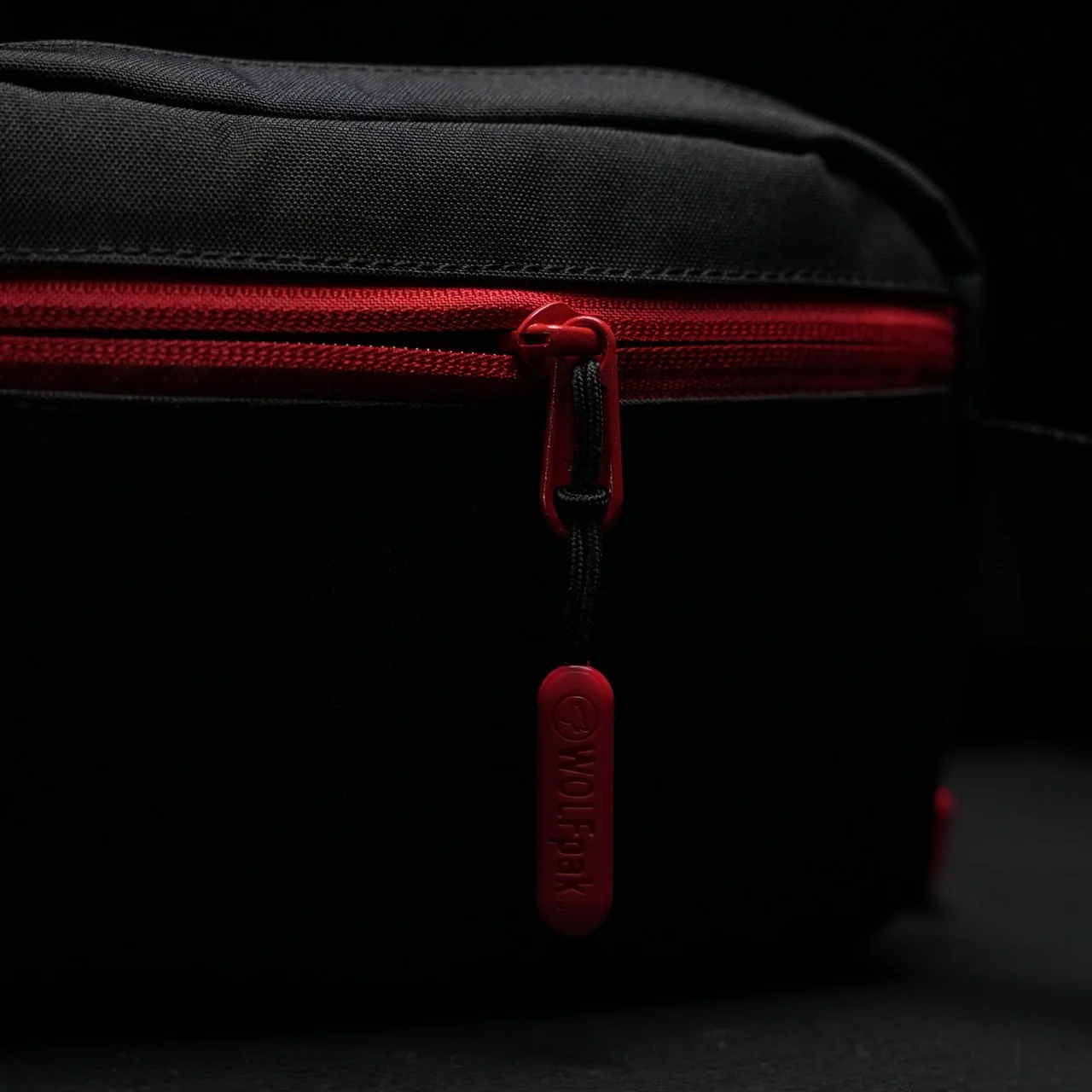 Crossbody Pack Red Wolf - Image 10
