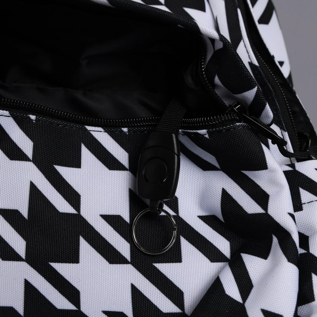 Houndstooth Classic Backpack - Image 16
